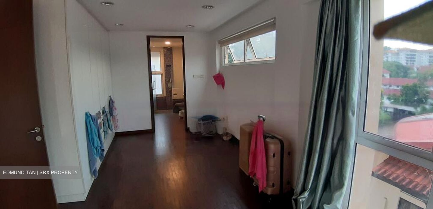 Sunrise Avenue (D28), Terrace #461752551